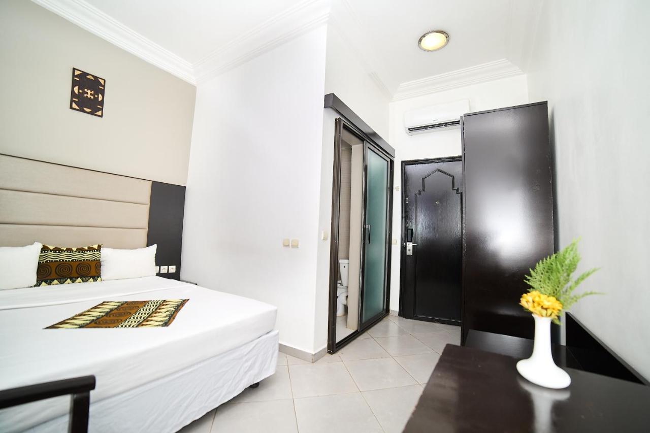 Dunia Hotel Bamako Centre Экстерьер фото